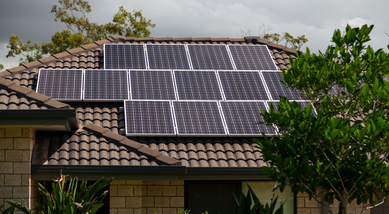 Is 2026 the Right Time to Buy Solar Panels in Australia? Market Trends Explained